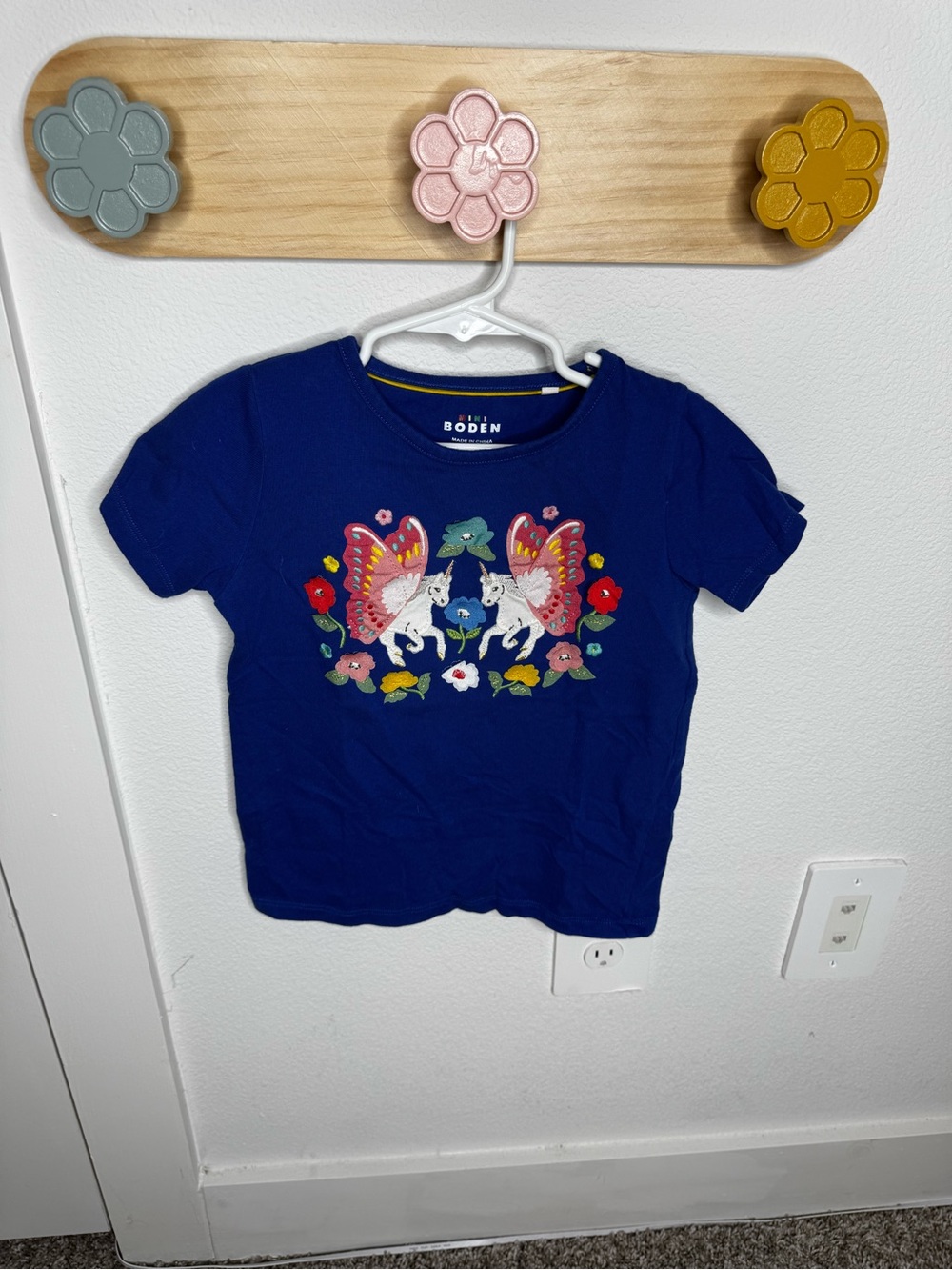 Mini Boden Navy Short Sleeve Tee with Embroidered Unicorns & Flowers